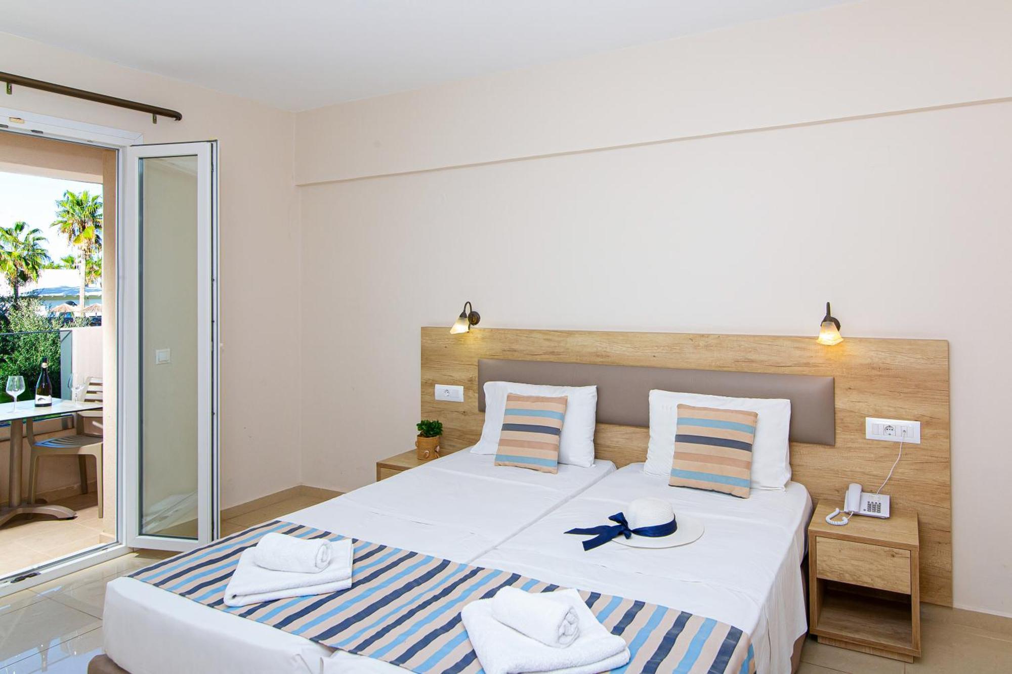 Theo Star Beach Hotel Малія Екстер'єр фото